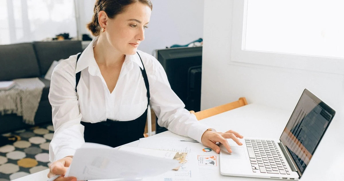 Business Credit Reports: Experian Business and Equifax Business Explained